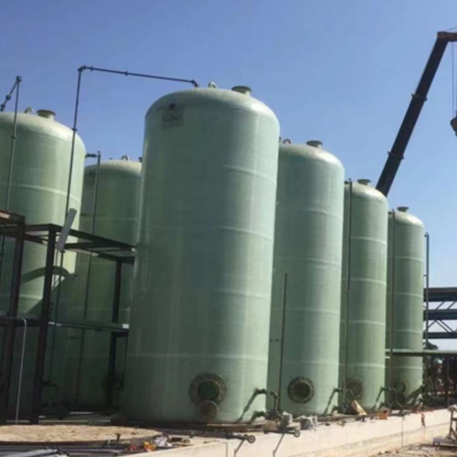 玻璃鋼儲(chǔ)罐、非標(biāo)設(shè)備